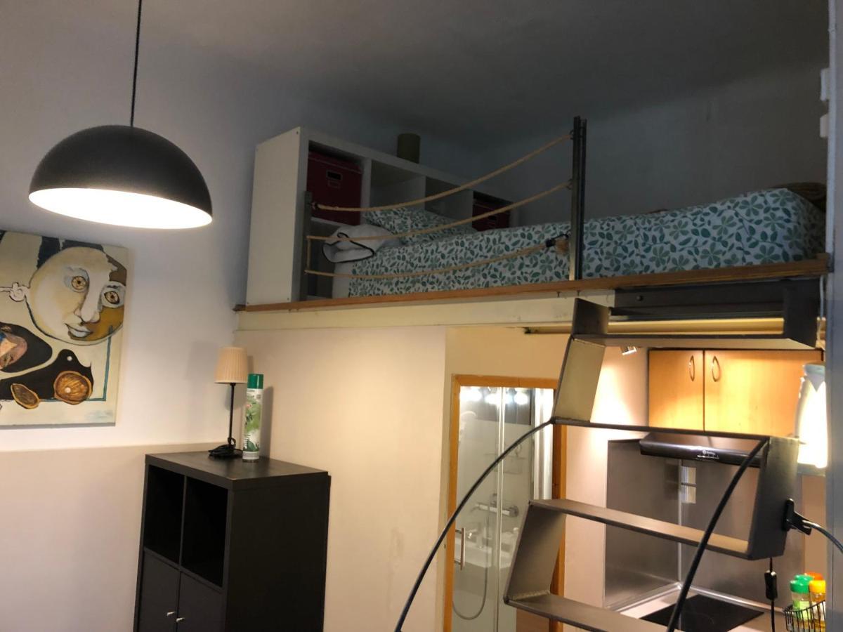 Estudio Finestrelles Esplugues de Llobregat Esterno foto